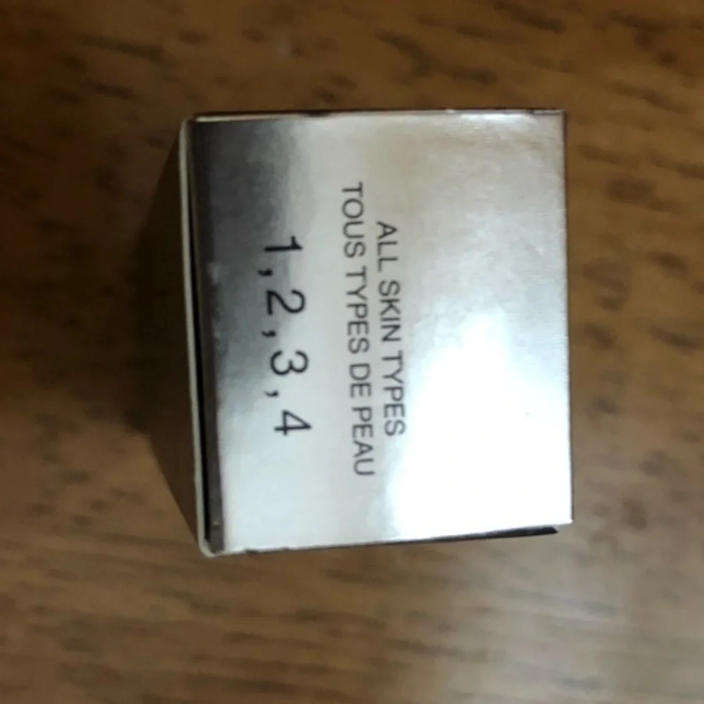 CLINIQUE SMART SERUM TRAVEL SAMPLE SIZE BONUS ROSEWATER LIP GLOSS